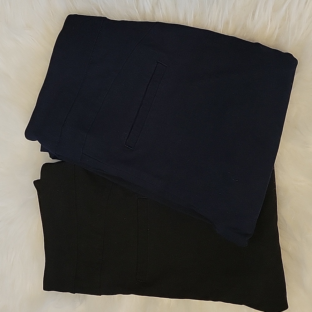 Bundle of 2 RW&Co Modern Stretch Crop Leggings